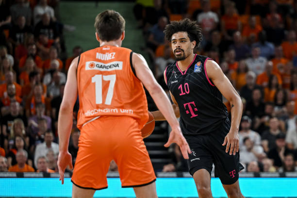 许是丹麦主 许是丹麦主