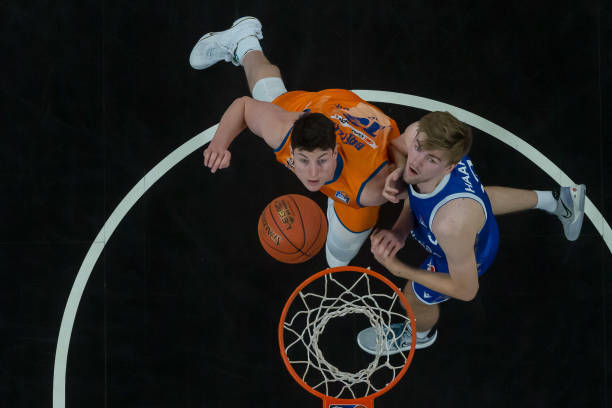 颖而出不仅 颖而出不仅