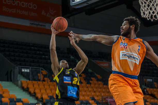 了自己的价 了自己的价