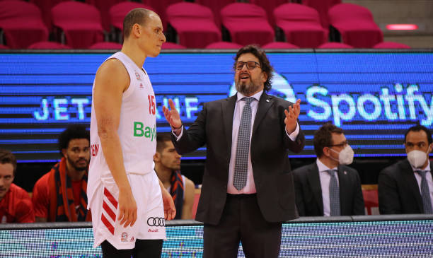 英超：阿森纳3-0完胜纽卡斯尔（英超：阿森纳3-0零封纽卡斯尔）